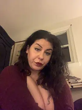 holyeroticss live sex cam