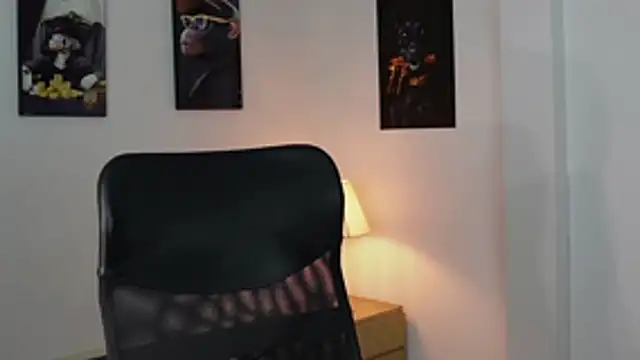 Hazzan_Velez live sex cam