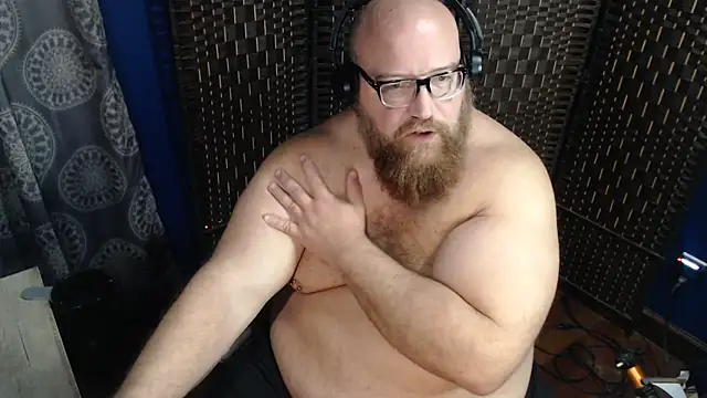 BigBearforCuddles live sex cam