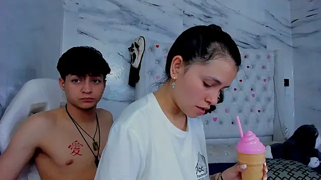 Ari_and_Storm live sex cam