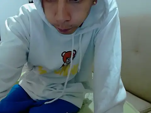 waner_thom's cam snapshot