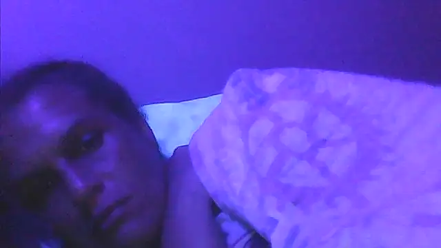 sarahkat86's cam snapshot