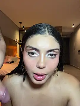 zui_lu's cam snapshot