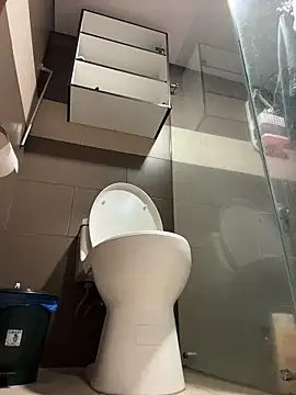 dani_bela's cam snapshot