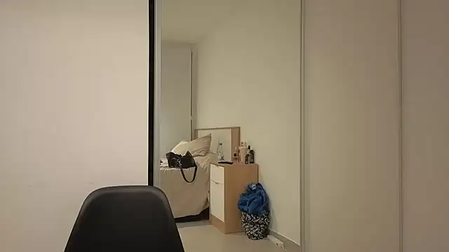 Lolykush's cam snapshot