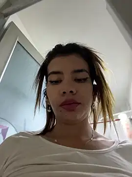 isabella__naugthy's cam snapshot