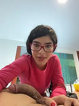 dani_bela's cam snapshot