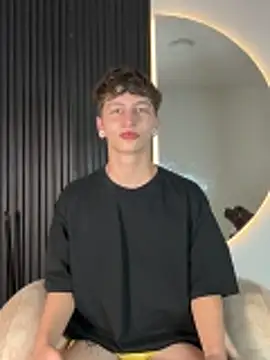 ARON_LUXX's cam snapshot