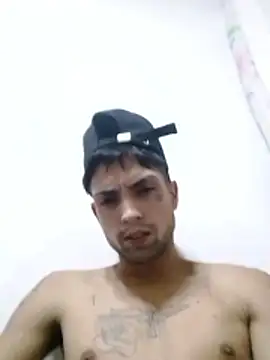 CubanoxxxSex's cam snapshot