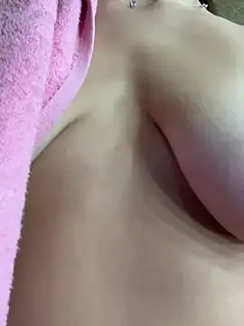 AllaTousNew's cam snapshot