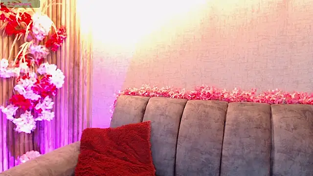 Valk_submissive's cam snapshot