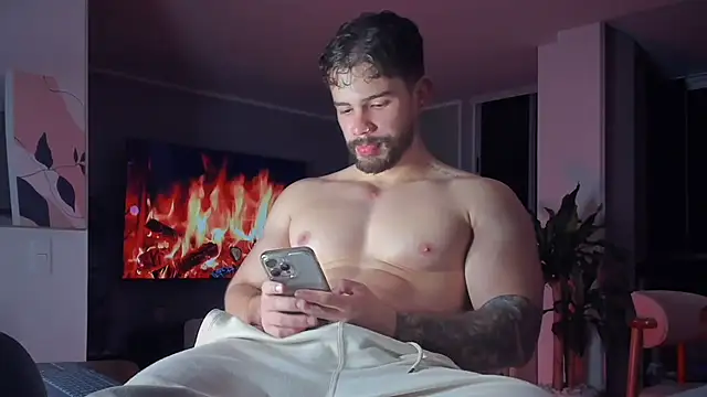 Valenthino_Salvatore live sex cam