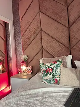 ChloeRosses's cam snapshot