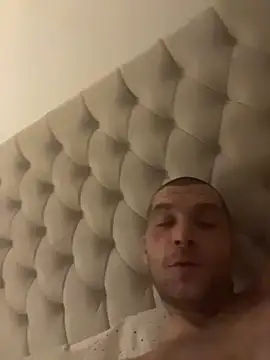 Kinkycouple142 live sex cam