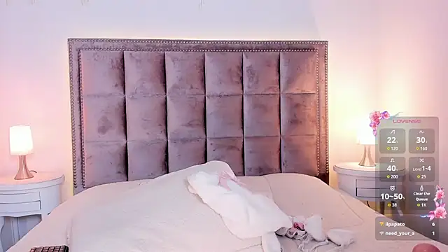 olivia_dluxe's cam snapshot