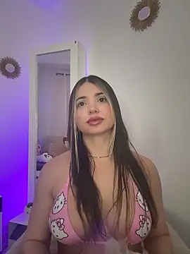 Ashleyjenner_'s cam snapshot