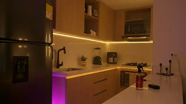 Ms_Sammy live sex cam