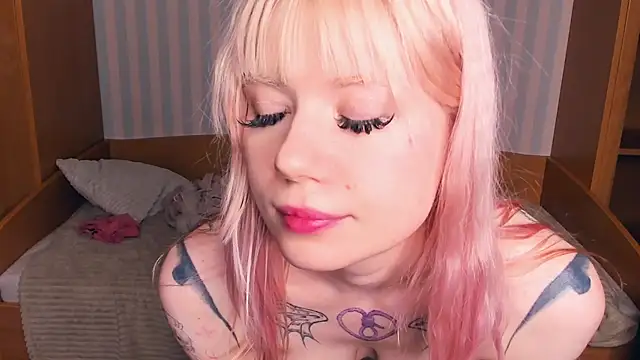 NoelMccrimmon live sex cam