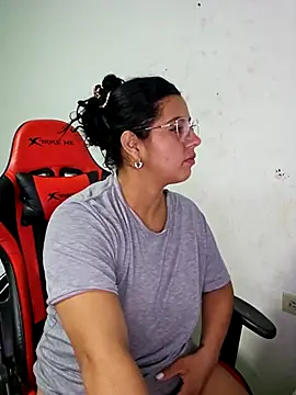 Mary_pinkish's cam snapshot