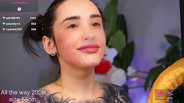 EvaCanton's cam snapshot