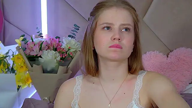 SelinSwarovski live sex cam