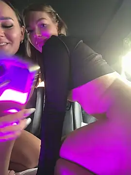 Niki_li live sex cam