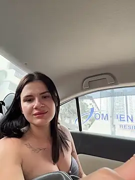 MiraReach live sex cam