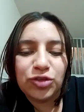 MajoArias's cam snapshot