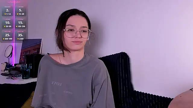 miabellee_'s cam snapshot