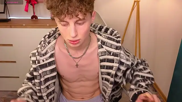 crisp1n's cam snapshot