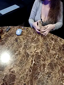 Jeannie_69_andahalf's cam snapshot