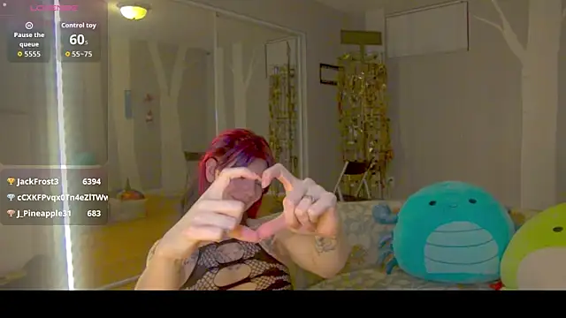 YourFavCanadianMILF live sex cam