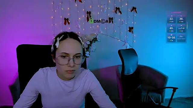 nikole_kitt live sex cam