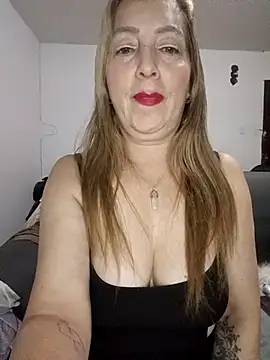 Estefania_Arce's cam snapshot