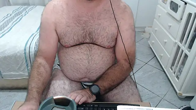 MysterBearMG live sex cam