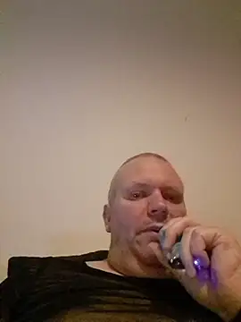 ShyBoy1982 live sex cam