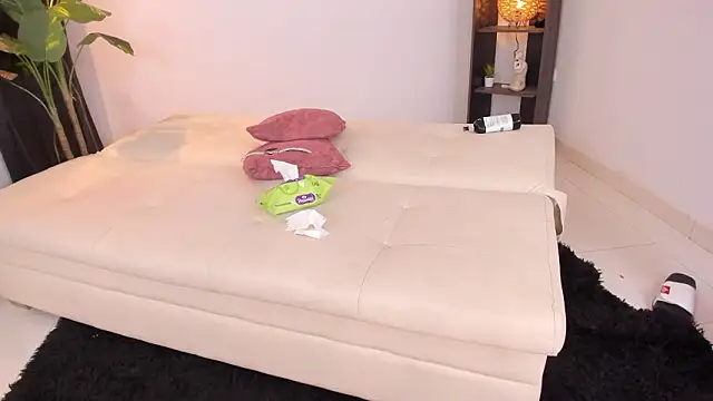 Burning_charm live sex cam