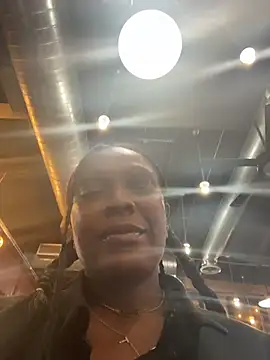 TilaTotti live sex cam