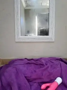 AfricanGem_'s cam snapshot