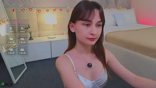 LolaPrise's cam snapshot