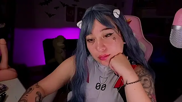 Celeste_Bauman's cam snapshot