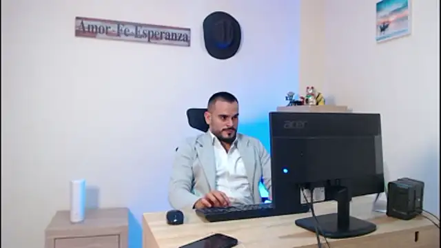 cowboyht live sex cam