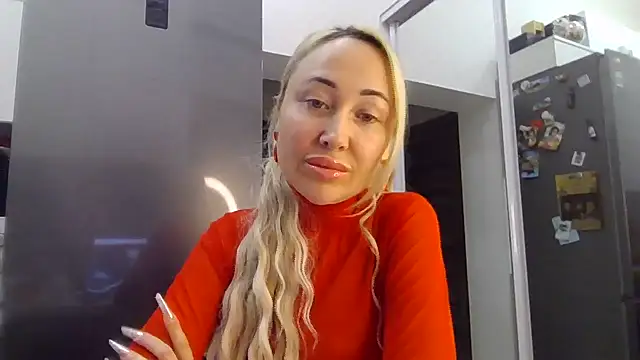 NanaGold2992's cam snapshot