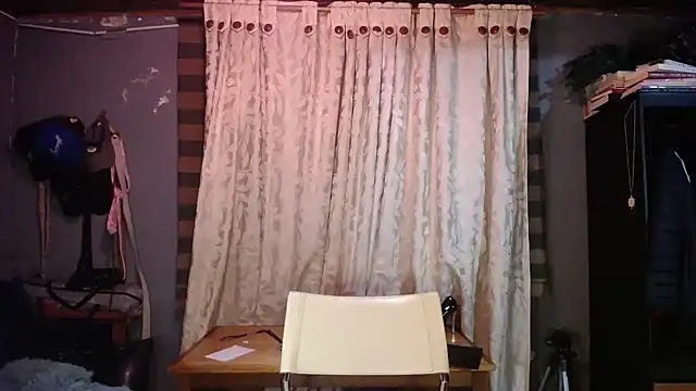 Hathorlove's cam snapshot