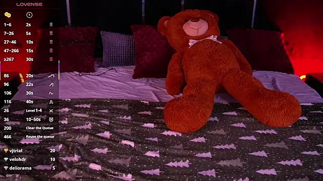 Pixie_Peachh live sex cam