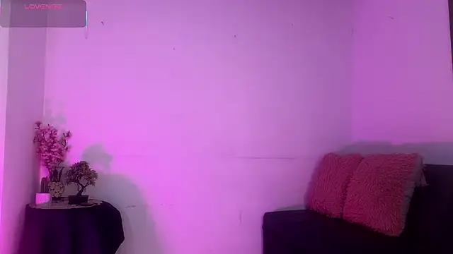 Cleohott778's cam snapshot