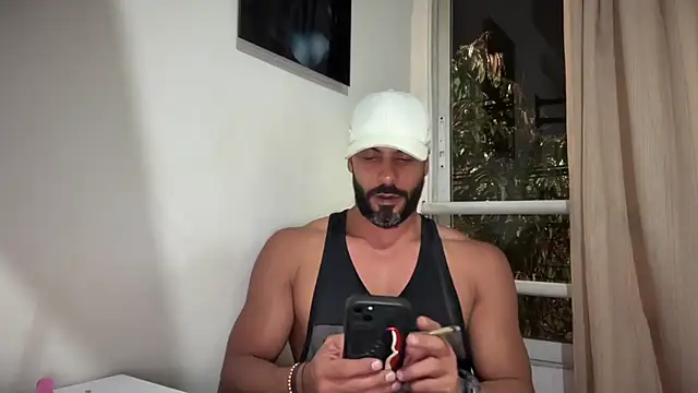 romeolovedark live sex cam