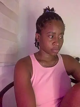 MISSMAYSROOM's cam snapshot