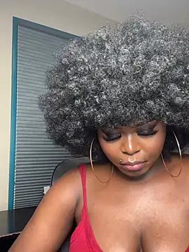 WomanNextdoor1's cam snapshot