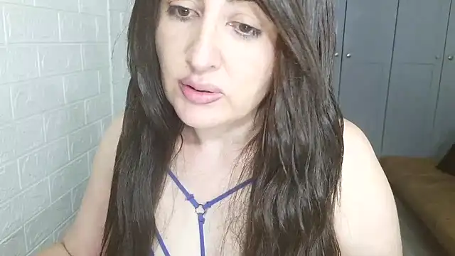 naughty_sarahh's cam snapshot